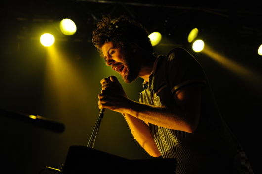 100219_passionpit_02.JPG