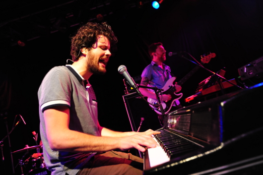 100219_passionpit_03.JPG