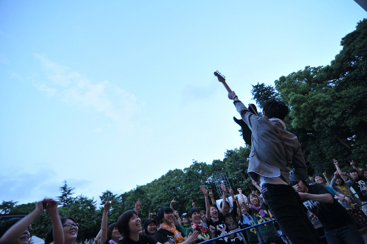 100615_ysig_02.jpg