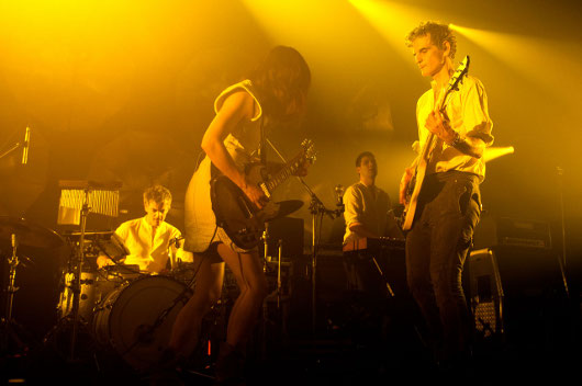 110202_blonderedhead_04.jpg