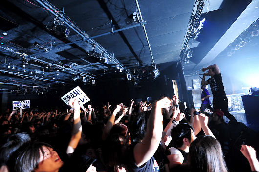 111208_atr_02.jpg