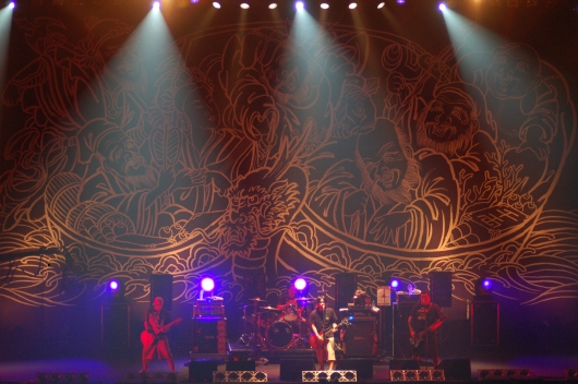 ken_yokoyama_at_budokan_003.jpg